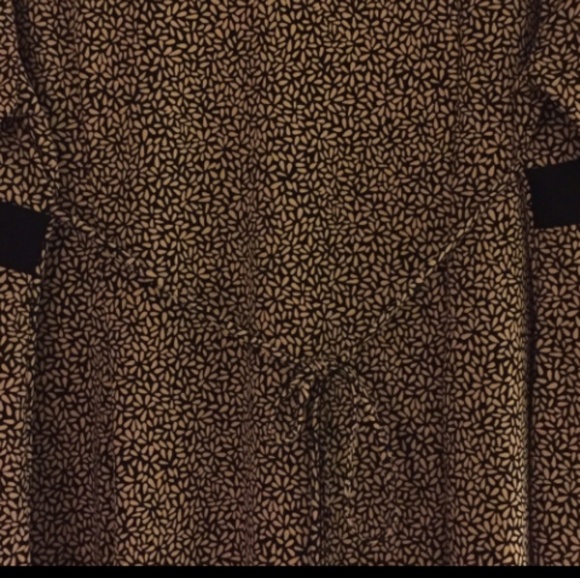 Elegant Motherhood Maternity Dress - Picture 5 of 8